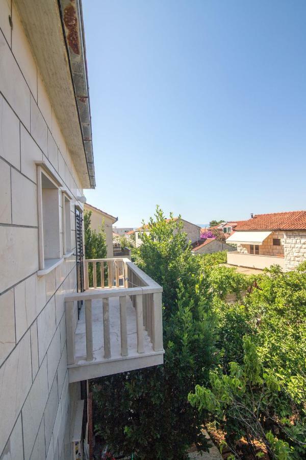 Apartment Jerka Супетар Екстериор снимка