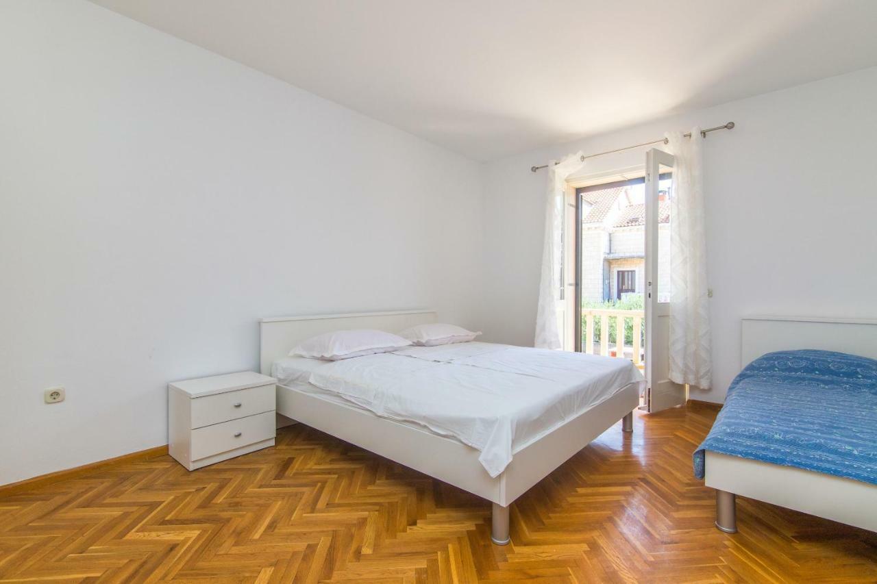 Apartment Jerka Супетар Екстериор снимка