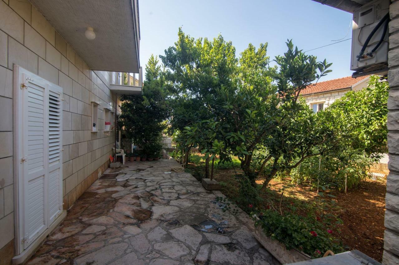 Apartment Jerka Супетар Екстериор снимка